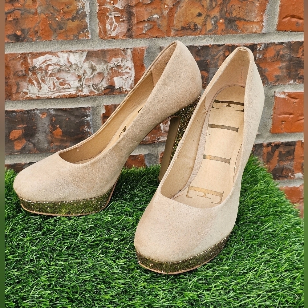 Elle “Perry” Faux Suede Gold Glitter Platform Heels, Women's Size 10M